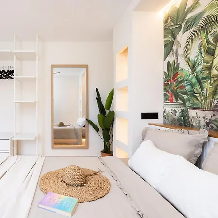 Luxe Blue Boutique Apartment